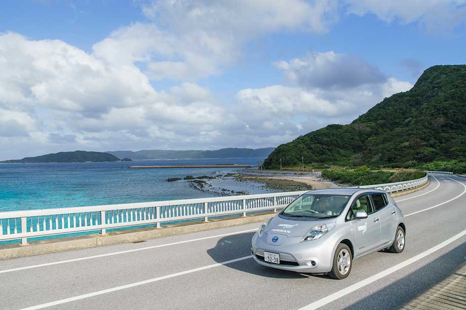 日産リーフ