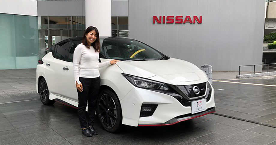 「リーフはぜひ女性に乗ってほしい」リーフを買った女性社員、熱く語る